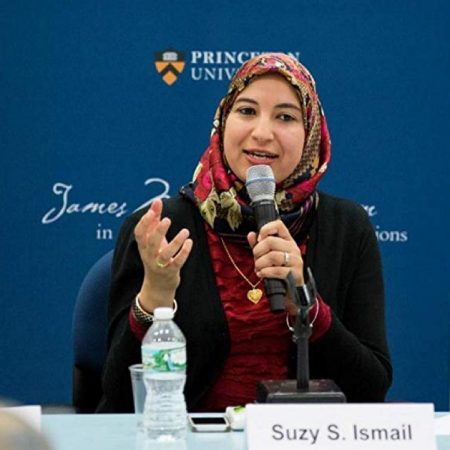 Unpacking the “Modern Muslim Woman” with Suzy Ismail