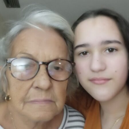 Conversando con mi Abuela // Talking with my Grandmother