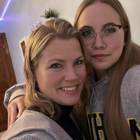 Alexa Herrmann (15) interviews her mom, Ginger Herrmann (46), and asks her questions about her life.